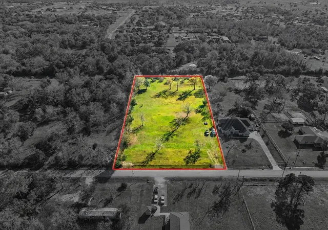 1st image of 0 Jay Rd, Hitchcock, TX 77563 | MLS# 78133393