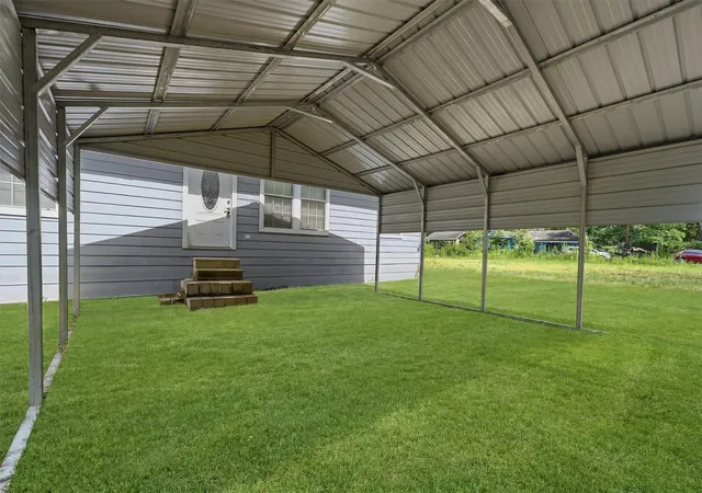 Photo 3 of Single family home for sale at 672 County Rd 3317, Cleveland, TX 77327 | MLS# 2965667 | Listing updated on 2026-07-11