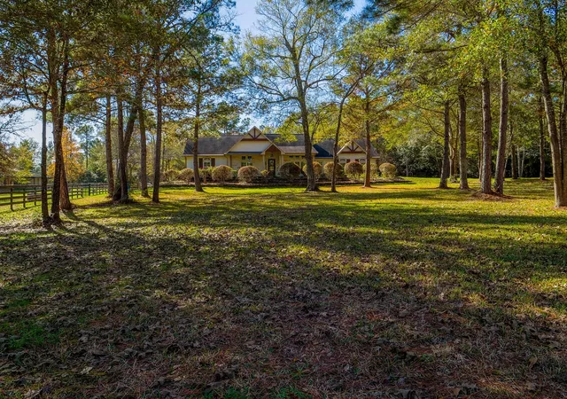 Photo 4 of Land for sale at 26173 Crown Ranch Blvd, Montgomery, TX 77316 | MLS# 88511406 | Listing updated on 2026-09-12