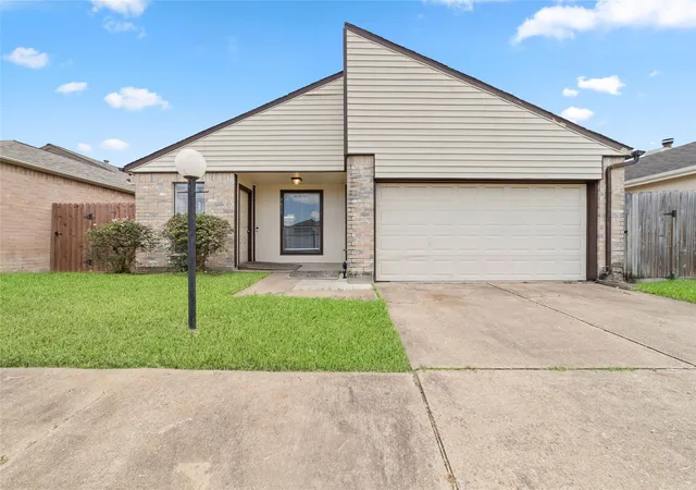 1st image of 6611 Grandvale Dr, Houston, TX 77072 | MLS# 53444278