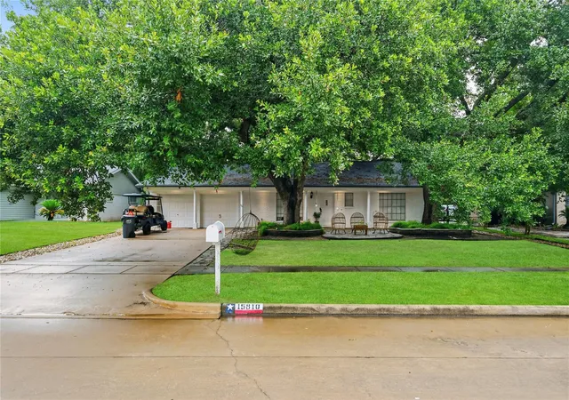 Photo 3 of Single family home for sale at 15810 Acapulco Dr, Jersey Village, TX 77040 | MLS# 13162730 | Listing updated on 2026-09-20
