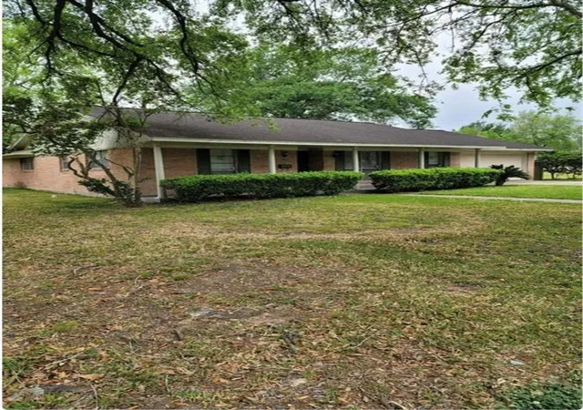 Photo 1 of Single family home for sale at 8835 Valley View Ln, Houston, TX 77074 | MLS# 10571255 | Listing updated on 2026-07-01