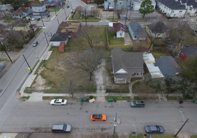 1st image of 1903 Chapman St, Houston, TX 77009 | MLS# 88262928