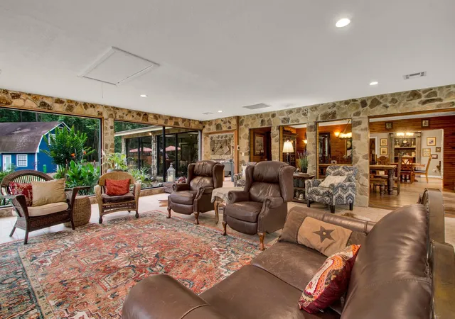 Photo 4 of Single family home for sale at 22827 Edward Ln, Tomball, TX 77377 | MLS# 12728040 | Listing updated on 2026-05-19