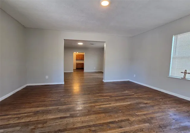 5th image of 1036 Caperton St, Houston, TX 77022 | MLS# 20544242