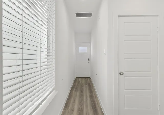Photo 4 of Single family home for sale at 12238 City Rose Ct, Houston, TX 77047 | MLS# 8029229 | Listing updated on 2026-10-08