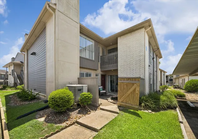 Homes for sale in Houston, TX | 1900 Bay Area Blvd #180, Houston, TX 77058 | MLS# 69166209