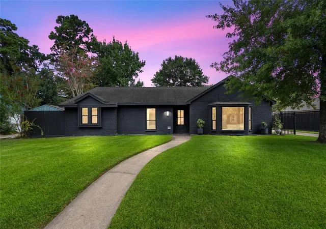 Photo 1 of Sale Pending at 27210 Paula Ln, Conroe, TX 77385 | MLS# 59042454 | Listing updated on 2026-09-01