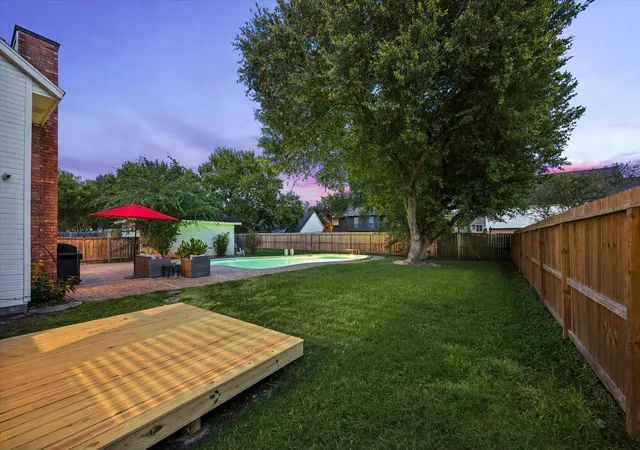 20th image of 1414 W Castlewood Ave, Friendswood, TX 77546 | MLS# 10429220