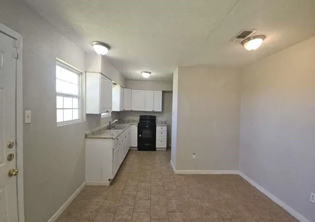 Photo 3 of Single family home for sale at 8607 Sherrywood Dr, Houston, TX 77044 | MLS# 88273008 | Listing updated on 2026-08-26