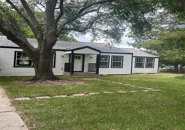 Homes for sale in Baytown, TX | 714 Morrell, Baytown, TX 77520 | MLS# 13909466