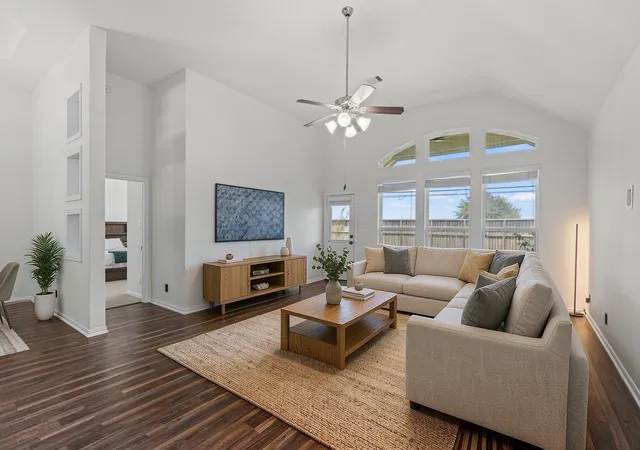 Photo 3 of Single family home for sale at 32014 Mckinley Run Dr, Hockley, TX 77447 | MLS# 75604993 | Listing updated on 2026-10-09
