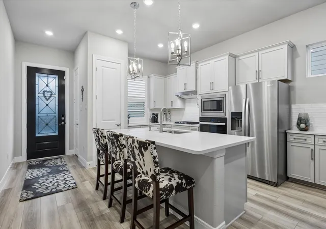 2nd image of 4206 Colony Pines Ln, Houston, TX 77080 | MLS# 65644756