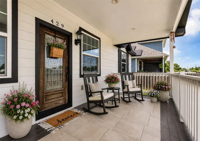 Photo 2 of Single family home for sale at 429 Road 5107, Cleveland, TX 77327 | MLS# 93251130 | Listing updated on 2026-10-12