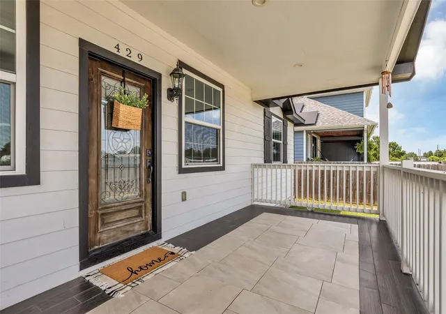 Photo 3 of Single family home for sale at 429 Road 5107, Cleveland, TX 77327 | MLS# 93251130 | Listing updated on 2026-10-12