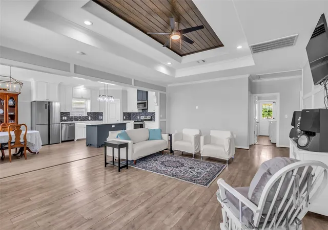 Photo 4 of Single family home for sale at 429 Road 5107, Cleveland, TX 77327 | MLS# 93251130 | Listing updated on 2026-10-12