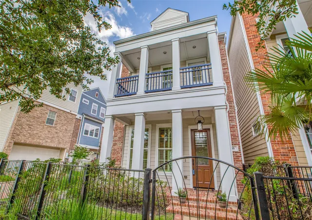 Photo 2 of Single family home for sale at 46 Rafters Row, Spring, TX 77380 | MLS# 50188504 | Listing updated on 2026-09-12