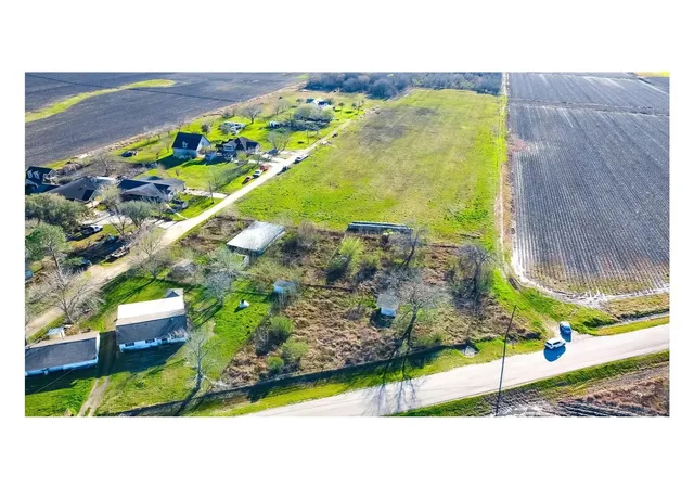 4th image of 514 Darst Rd, Beasley, TX 77417 | MLS# 51635078