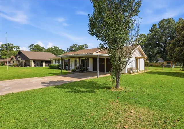 Photo 3 of Sale Pending at 7845 Laurie Ln, Lumberton, TX 77657 | MLS# 24446893 | Listing updated on 2026-09-12