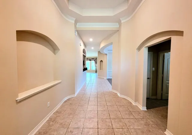 Photo 2 of Single family home for sale at 10327 Earlington Manor Dr, Spring, TX 77379 | MLS# 61514770 | Listing updated on 2026-09-20