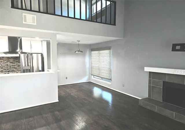 image of 3566 Ocee St, Houston, TX 77063 | MLS# 34826527