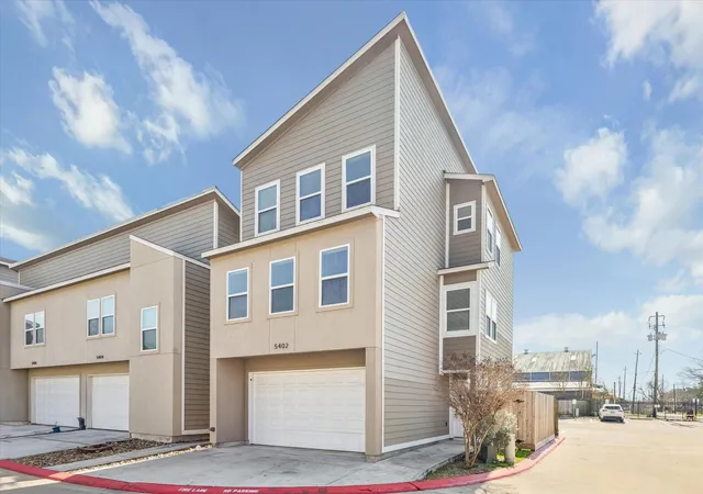 1st image of 5402 Jonathan Ln, Houston, TX 77011 | MLS# 11140482
