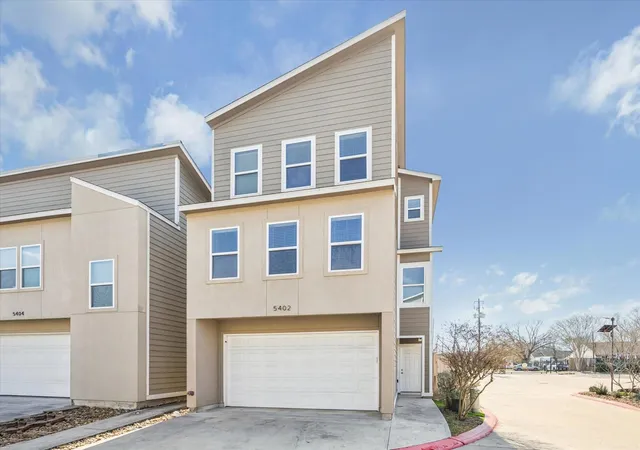 33rd image of 5402 Jonathan Ln, Houston, TX 77011 | MLS# 11140482