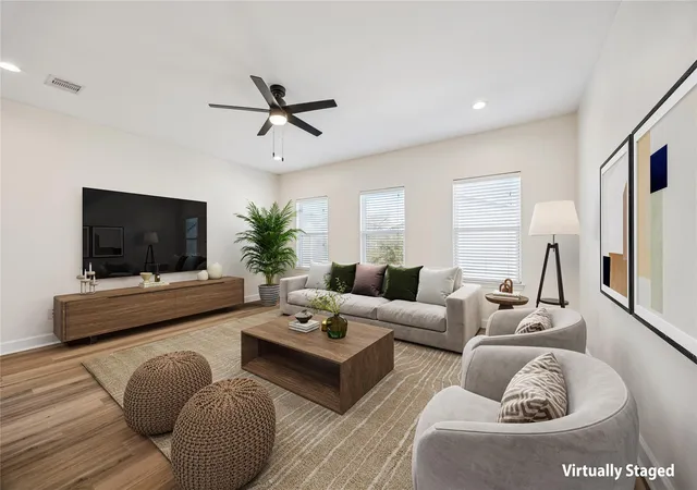 5th image of 5402 Jonathan Ln, Houston, TX 77011 | MLS# 11140482