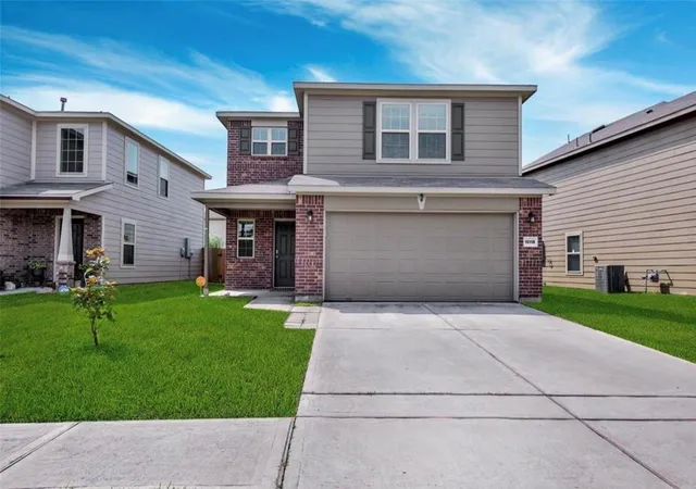 Photo 1 of Single family home for sale at 10118 Dawson Hl Ln, Houston, TX 77044 | MLS# 13295517 | Listing updated on 2026-09-03