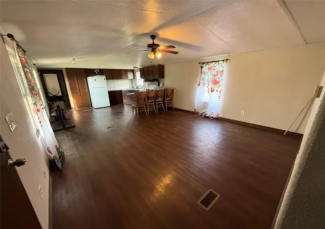 4th image of 1570 County Road 3479A, Cleveland, TX 77327 | MLS# 51268472