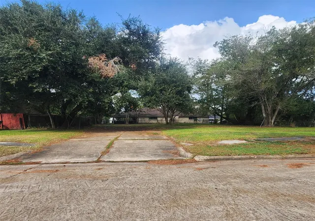 Photo 3 of Land for sale at 7709 Navasota St, Houston, TX 77016 | MLS# 6436605 | Listing updated on 2026-07-21
