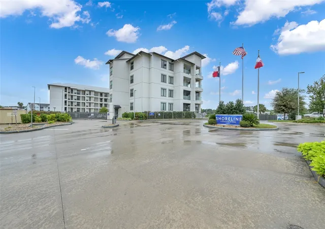 50th image of 199 Waterpoint Ct #303, Montgomery, TX 77356 | MLS# 79969357