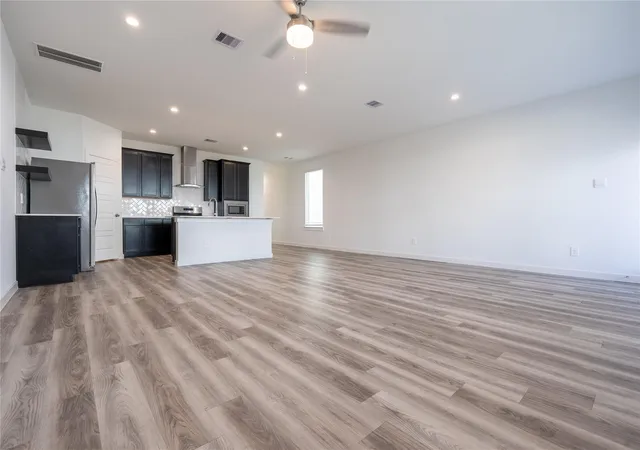 5th image of 12327 Brandenburg Gate Dr Dr, Houston, TX 77047 | MLS# 27657372
