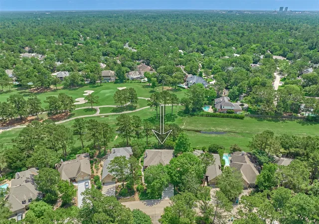 2nd image of 46 N Copperknoll Cir, Spring, TX 77381 | MLS# 18571791