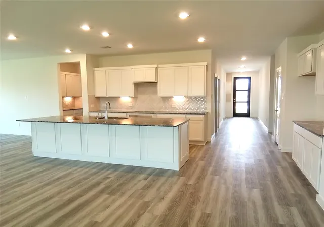 3rd image of 15142 Cibolo Ln, Baytown, TX 77523 | MLS# 68995192