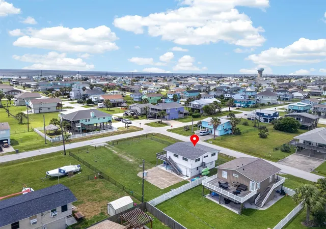 Photo 3 of Single family home for sale at 4019 Jackson Dr, Galveston, TX 77554 | MLS# 85807616 | Listing updated on 2026-09-10