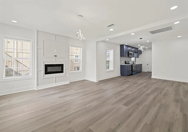 Photo 4 of Single family home for sale at 2817 Winbern St, Houston, TX 77004 | MLS# 78054591 | Listing updated on 2026-09-15