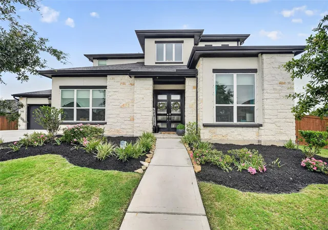 2nd image of 9827 Wright Dr, Manvel, TX 77578 | MLS# 37880136