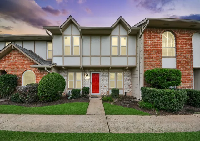 3rd image of 44 Chapparal Ct, Missouri City, TX 77459 | MLS# 85557406