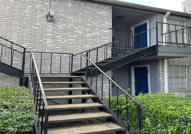 Homes for sale in Houston, TX | 9700 Leawood Blvd #404, Houston, TX 77099 | MLS# 30950826