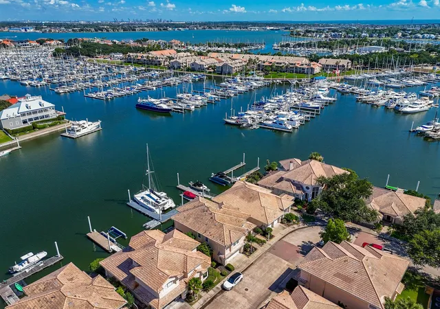 2nd image of 313 Harborside Cir, Kemah, TX 77565 | MLS# 84522129