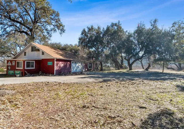 3rd image of 1473 County Road 411, Uvalde, TX 78801 | MLS# 82034972