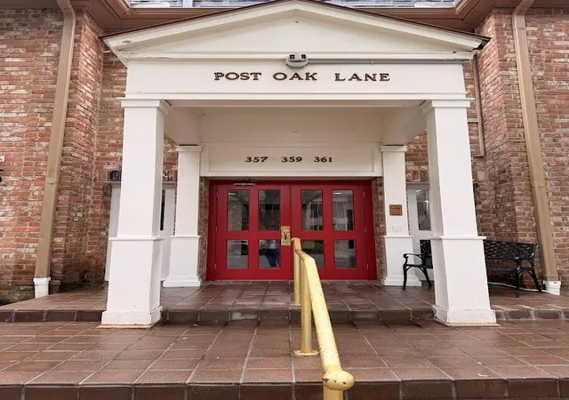 Condo for sale at 359 N Post Oak Ln #318, Houston, TX 77024 | MLS# 15781752