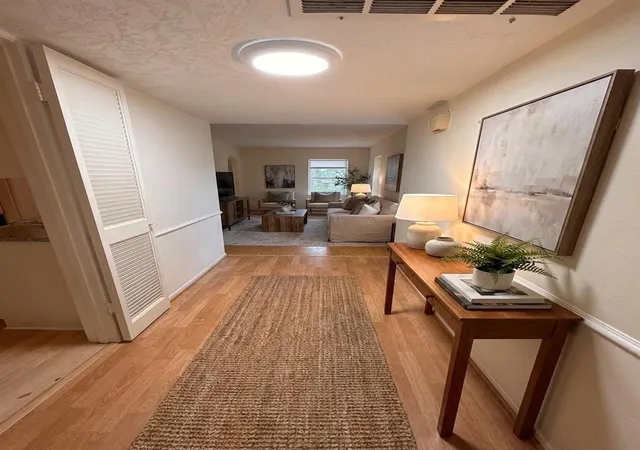 Photo 2 of Condo for sale at 359 N Post Oak Ln #318, Houston, TX 77024 | MLS# 15781752 | Listing updated on 2026-07-24