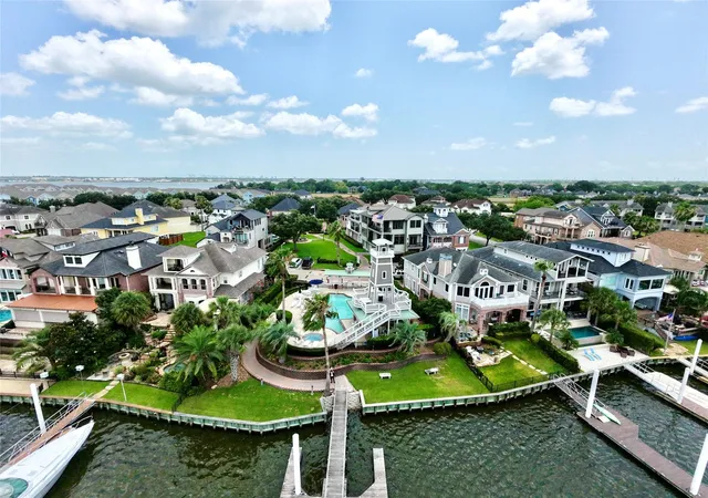 Homes for sale in League City, TX | 1300 Ketch, League City, TX 77573 | MLS# 39436954