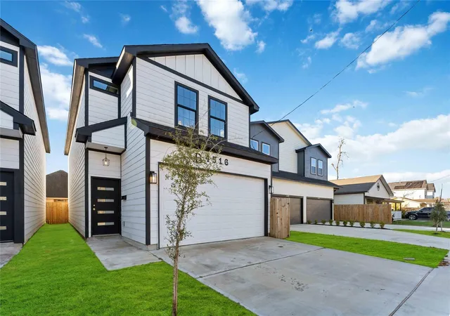 Photo 2 of Single family home for sale at 4516 Galesburg St #A, Houston, TX 77051 | MLS# 64564619 | Listing updated on 2026-06-26