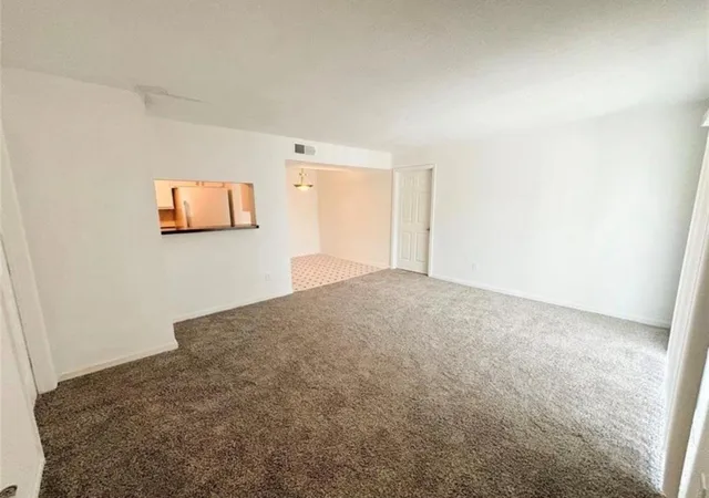 2nd image of 8100 Creekbend Dr #152, Houston, TX 77071 | MLS# 84634229