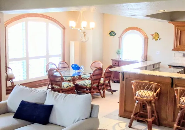 31st image of 111 Kona Dr, Galveston, TX 77554 | MLS# 12949018