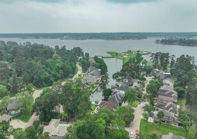 Photo 3 of Single family home for sale at 3210 Lazy Lake Ln, Montgomery, TX 77356 | MLS# 86952129 | Listing updated on 2026-08-18
