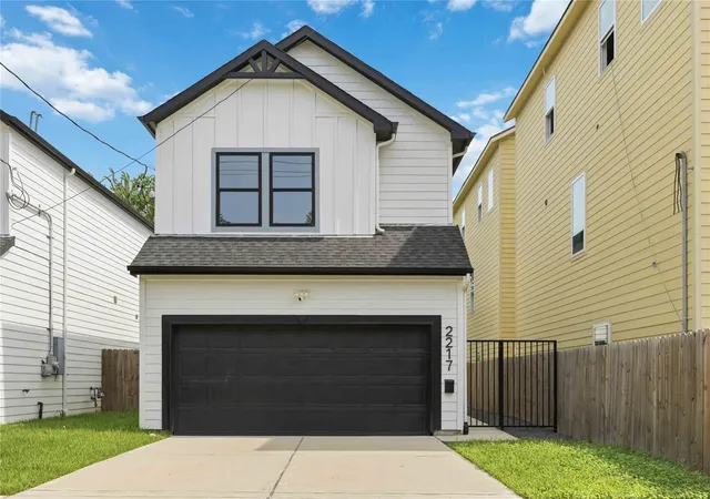 16th image of 2217 Lee St, Houston, TX 77026 | MLS# 22299985